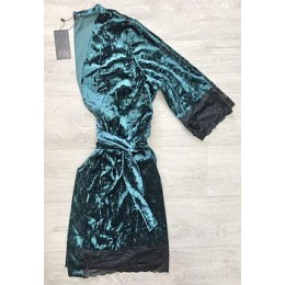 Женский велюровый халат с французским кружевом 070 малахит