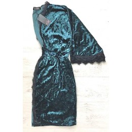 Женский велюровый халат с кружевом 048 малахит