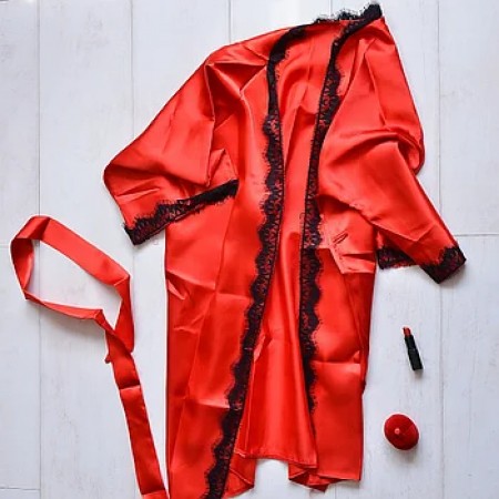Женский атласный халат с кружевом под пояс 007 красный