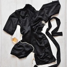 Женский халат с поясом и кружевом 001 черный